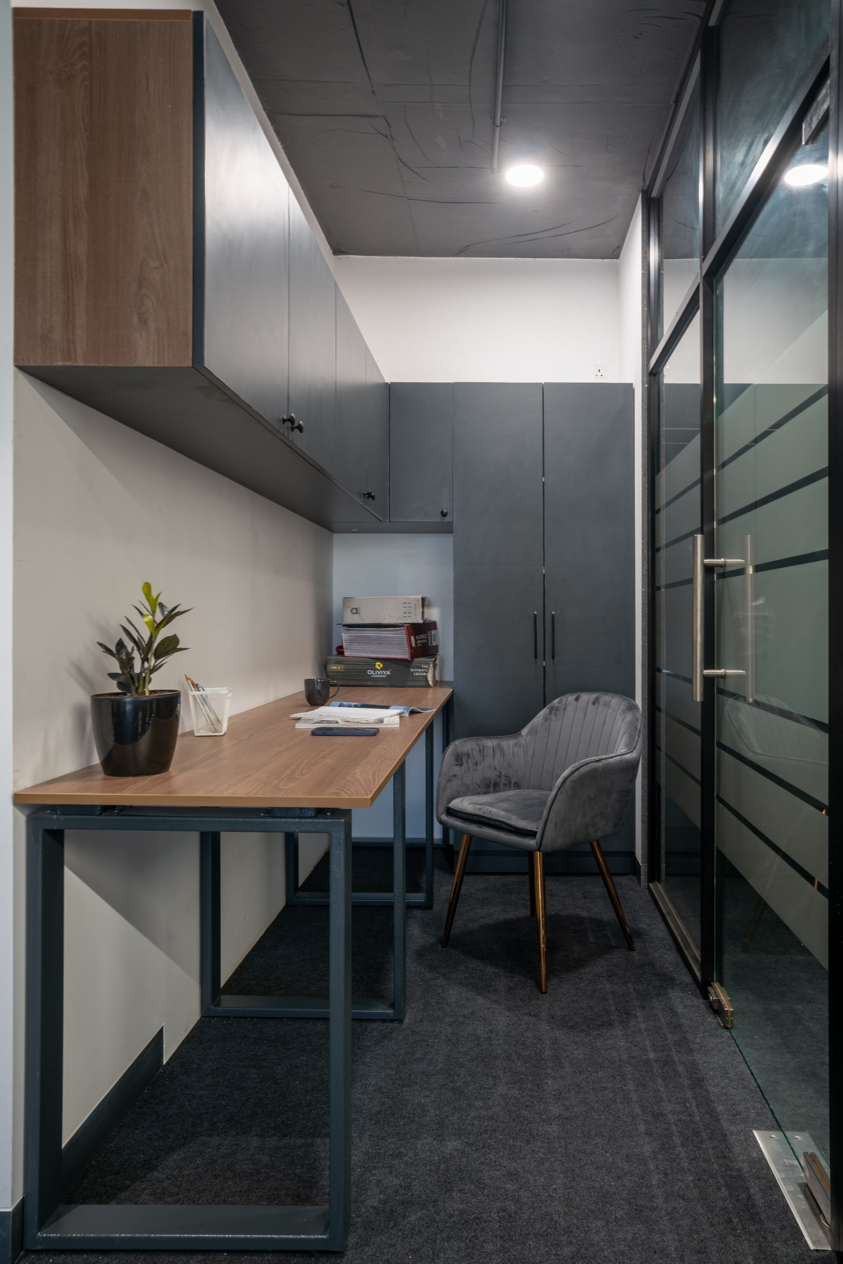 Thalir — view 4